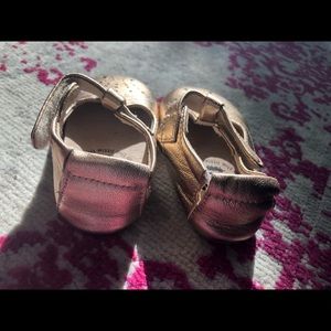 Livie & Luca size 6-12 month Rose gold Mary Janes